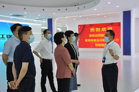 省委統(tǒng)戰(zhàn)部副部長、省民宗委主任鮑秀英一行來公司調(diào)研民族團(tuán)結(jié)進(jìn)步創(chuàng)建工作