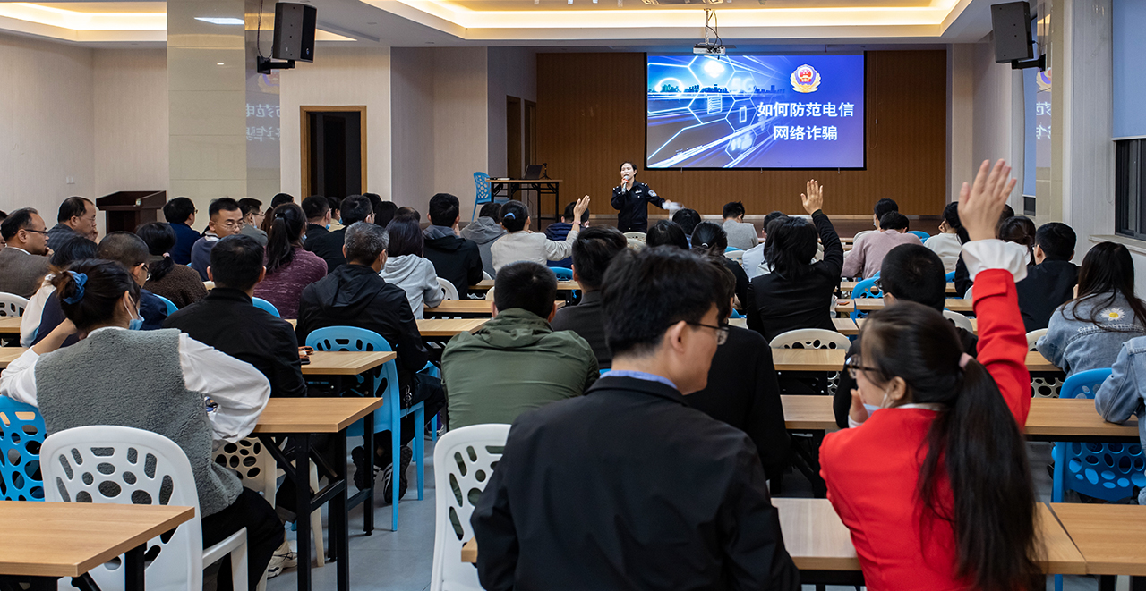 1607310899936827Etud.jpg 內文02.jpg